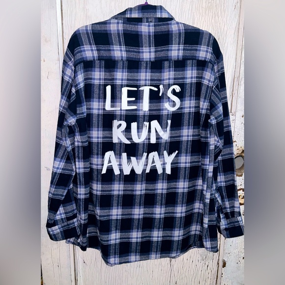 💙 Flannel Shirt “Let’s Run Away” by FOREVER 21💙 - Picture 10 of 10